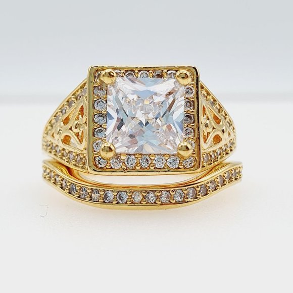 💎 Attractive 18K Gold Plated CZ Wedding Couple Ring, FB16FA1032 - Picture 4 of 4